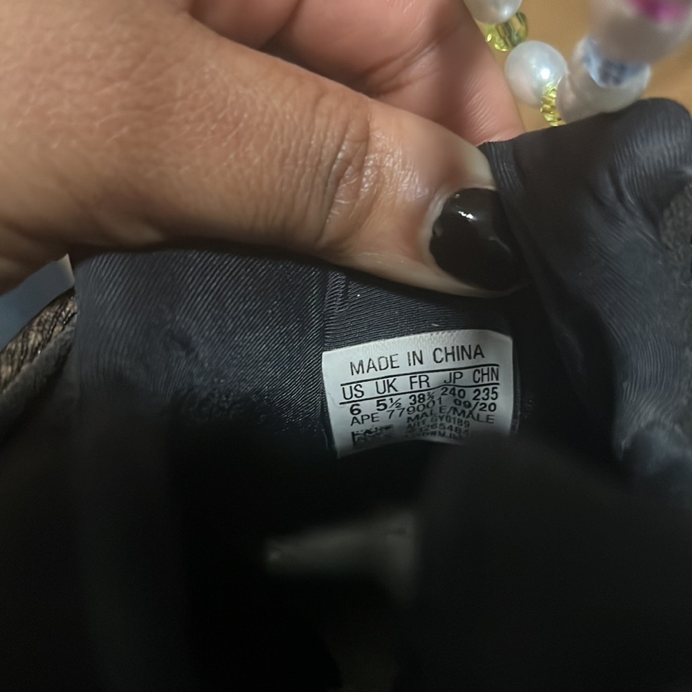 Yeezy Runners - image 5